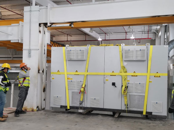 Assembly of electrical cabinets